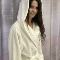 Peignoir velours avec capuchon – Image 1